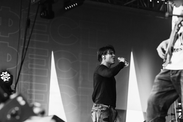 Гранж.Sixteen Tons Unplugged