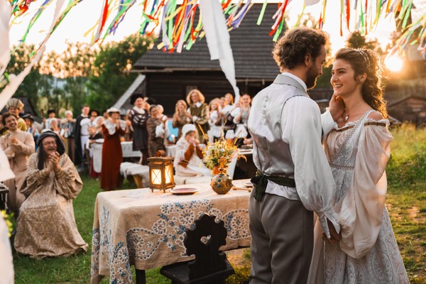 «Показ кинофильмов для старшего поколения» фильм «Волшебное яблоко»