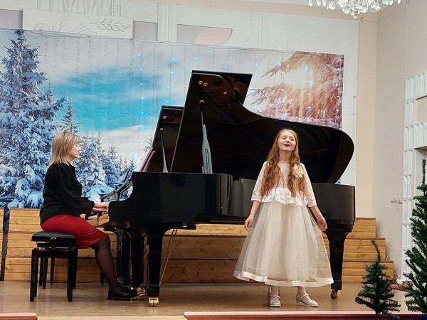 Новогодний концерт учащихся 2-х классов