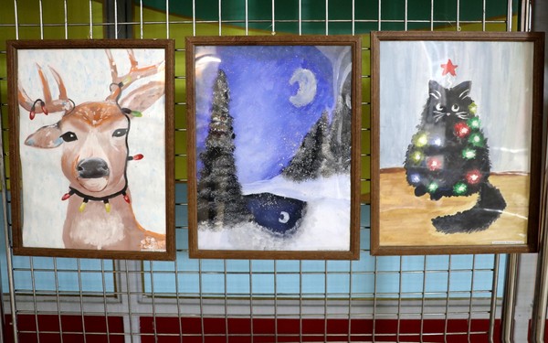 Выставка рисунков «Новогодние картинки»