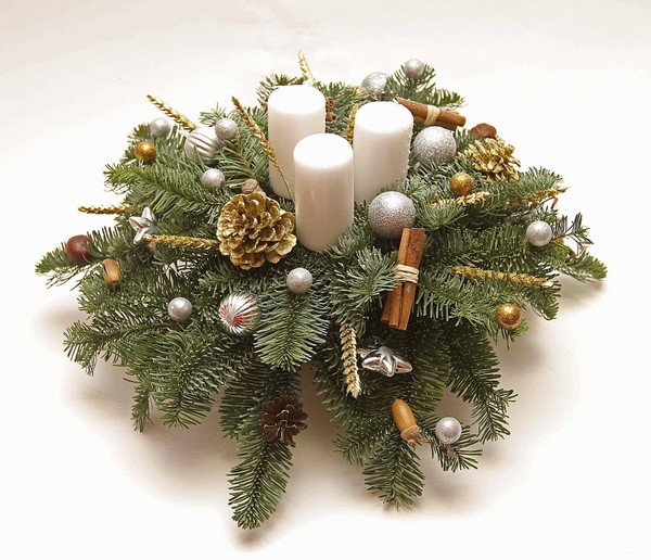 Выставка-конкурс творческих работ учащихся художественного отделения «Зимний букет»