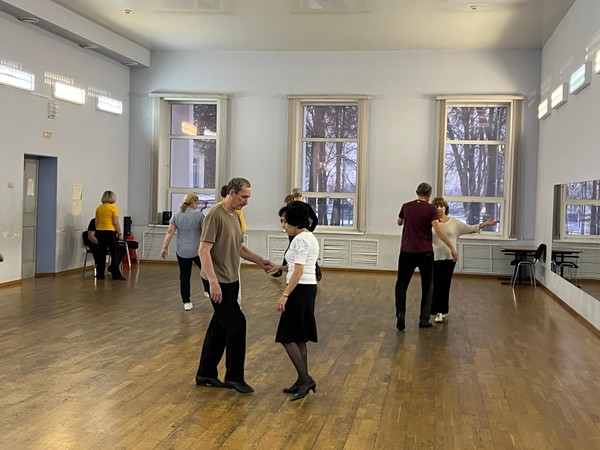 Танцевальная программа «Новогодняя метель»