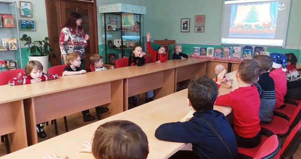 «Как празднуют Новый год люди разных широт»