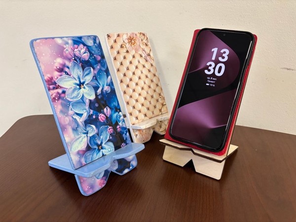 Мастер-класс «Декупаж подставки для телефона»