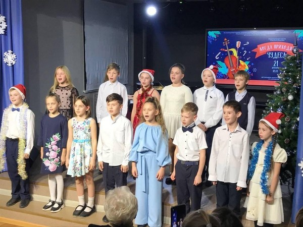 Концерт «Новогодний фейерверк талантов»