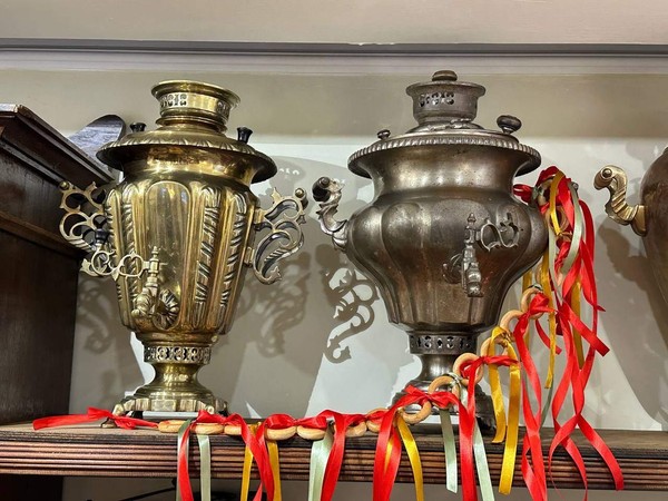 Экскурсия по выставке «Друг семьи и генерал стола»