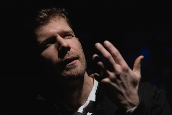 Маяковский. Прогулка