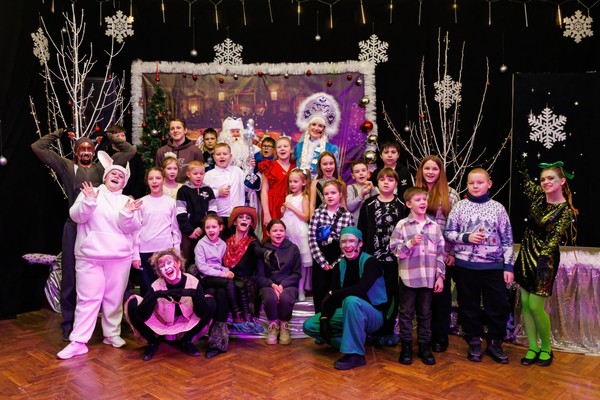 Новогодний детский утренник «Конь Юлий и новогоднее волшебство»
