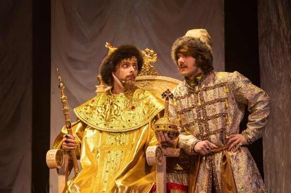 Спектакль «Новый год у Ивана Васильевича»