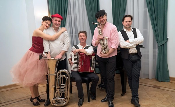 Toute la Vie и Мари Берсо. Рождество в Париже