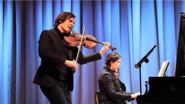 Концерт «Над вершинами сердца»