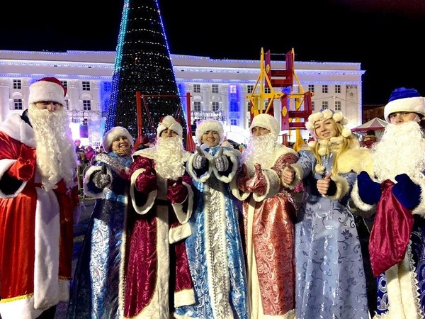 Новогодний спектакль «Рейс 2026 задерживается»