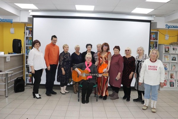 Развлекательная программа, посвященная Новогоднему празднику «Конфетти до полуночи»