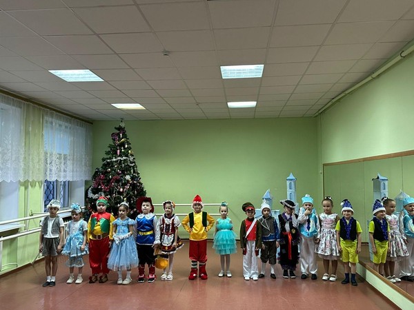 Праздничная программа, посвященная Новому году