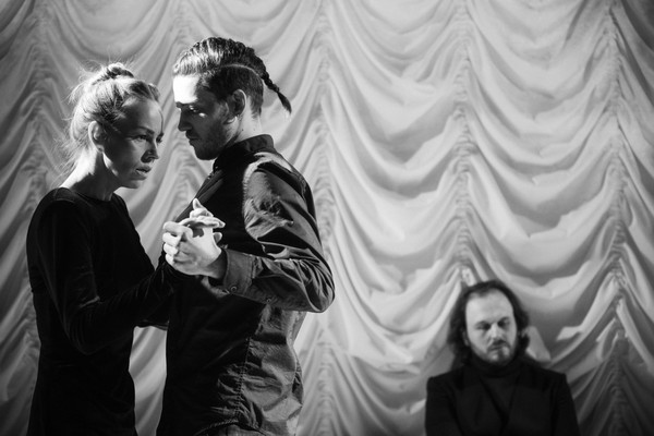 Спектакль «Анна Каренина»