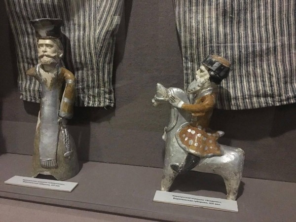 Тематическая беседа «Карачунская глиняная игрушка»