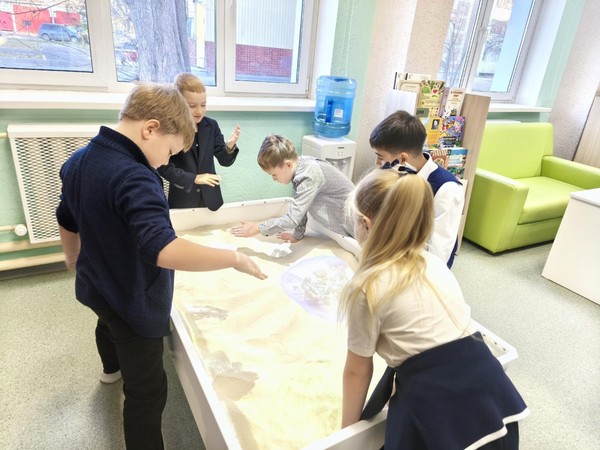 Интерактивная экскурсия «В лабиринте знаний»