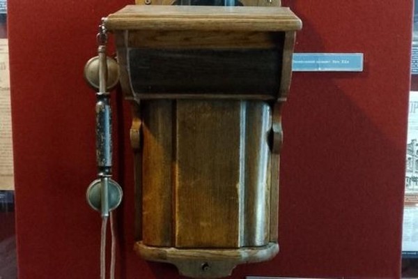 Тематическая беседа «Телефонный аппарат времен Революции»