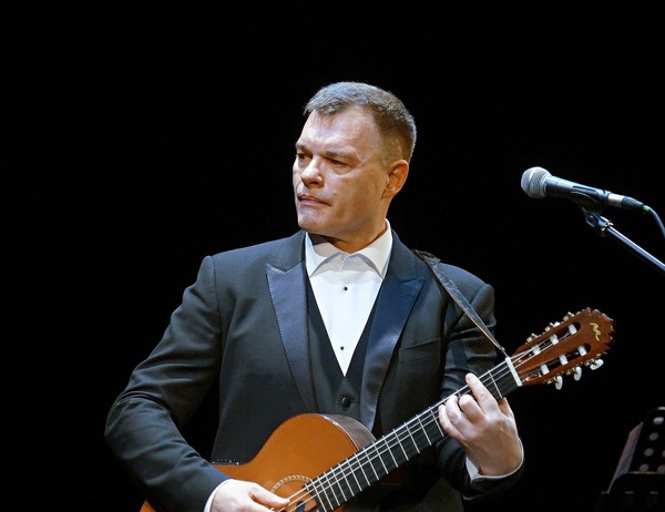 Евгений Дятлов