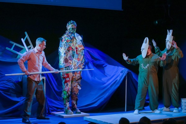 Спектакль «Мусорный король»