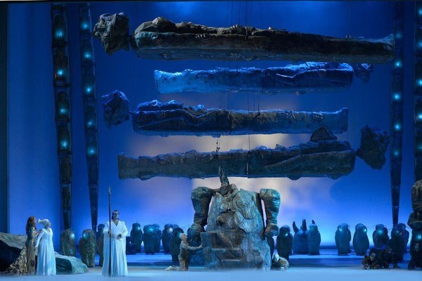 Опера «Золото Рейна»