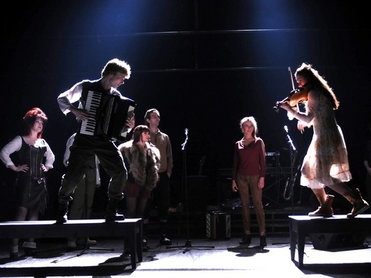 Тень города