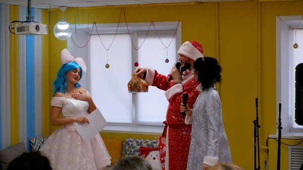 Новогоднее представление «Зимняя сказка»