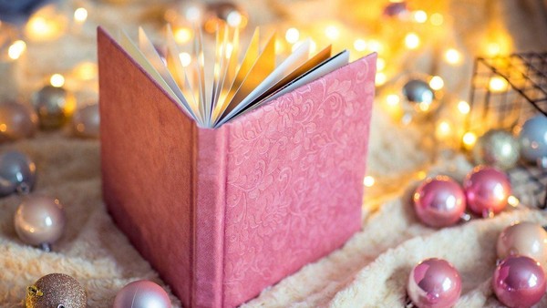 Развлекательно–игровая программа «Новогодние огни приглашают в сказку»