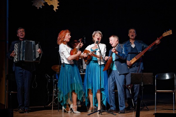 Рождественский вечер в хорошей компании с группой «Изумruд»