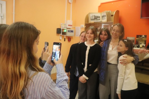 Праздник с фотосессией «Но всегда бывает чудо: на часах двенадцать бьёт»