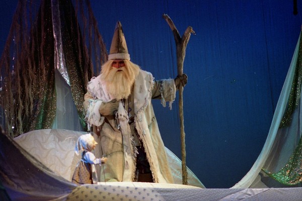 Новогоднее представление и спектакль «Морозко»