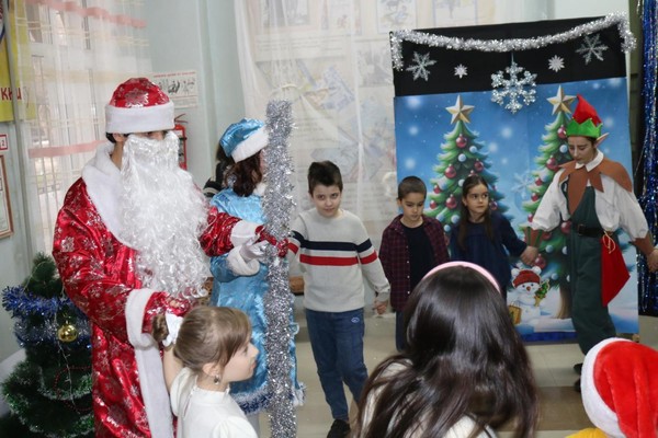 Программа «Новогоднее конфетти»