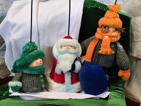 Новогодняя сказка для самых маленьких «Приключения Снежинок» 0+