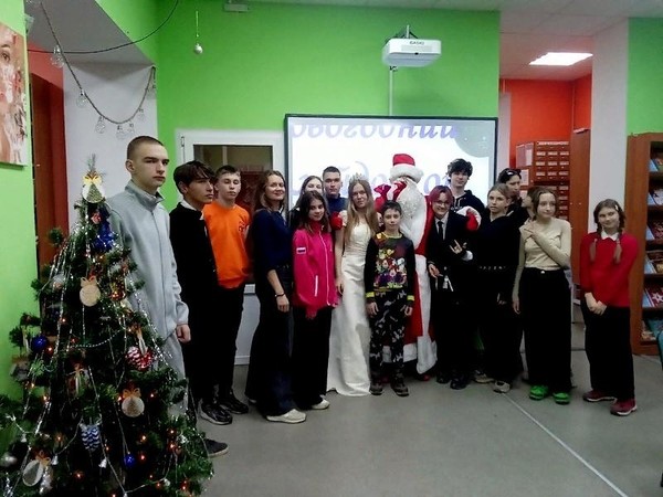 Литературные посиделки «Зима – хозяйка торжества»