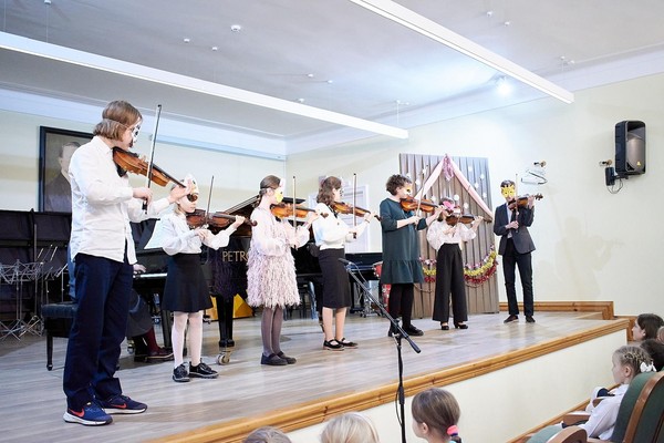 Новогодний концерт в Детской музыкальной школе при ЯМУ им. Л.В. Собинова