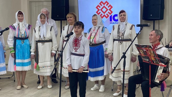 Мастер-класс по игре на марийских национальных инструментах