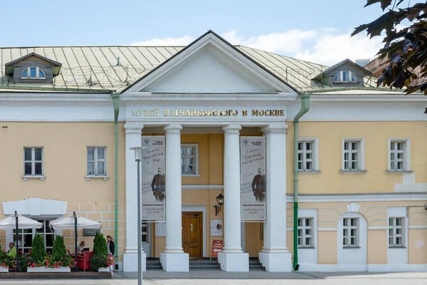 Выставка «Андрей Петров. Не только кино»