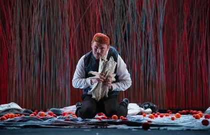 Угасшие звёзды / Cүнгән йолдызлар