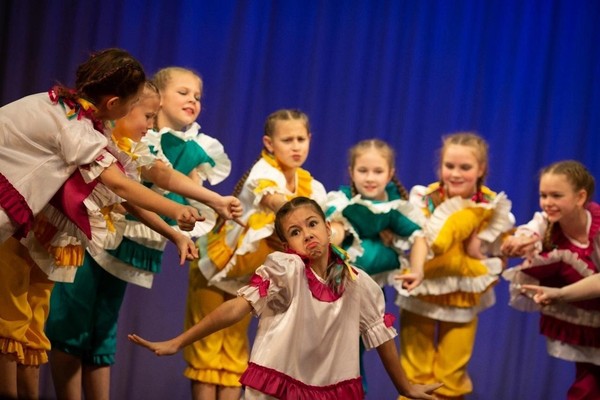 Концерт «Новый год мы встретим вместе с танцем!»