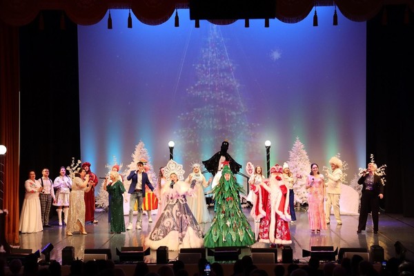 Театрализованное представление «Новогодняя лавка чудес»