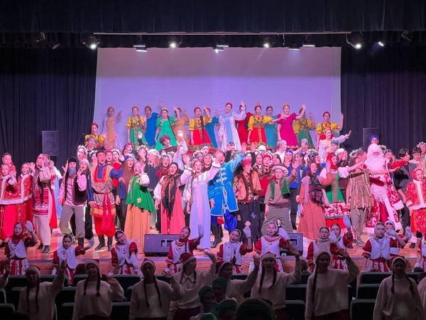 Музыкальный спектакль «Летучий корабль»