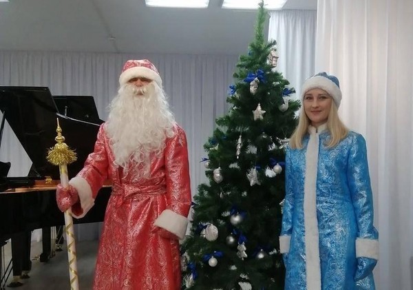 «Огни новогодней елки»