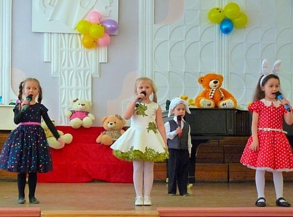 Праздничная программа «Новогоднее чудо»