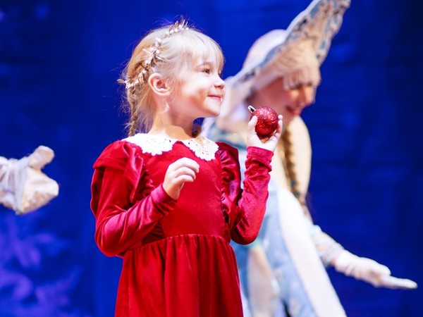 Новогодняя викторина «Ёлочные игрушки»