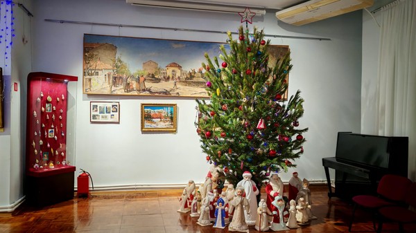 Выставка «Новогодний калейдоскоп»