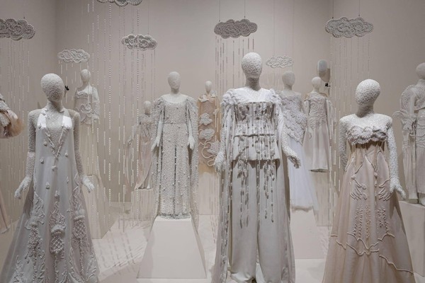 Выставка «Сны Алены»