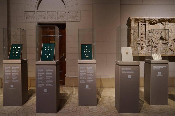 Выставка «От рассвета до заката: византийские монеты из коллекции Г. А. Щетинина»