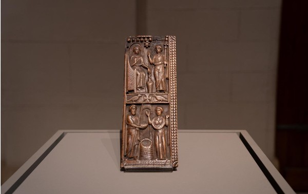 Экскурсия «От рассвета до заката: византийские монеты из коллекции Г. А. Щетинина»