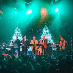 Джаз и рок-н-ролл с оркестром. Новогодний концерт