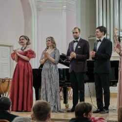 Свиридов. В сердце светит Русь